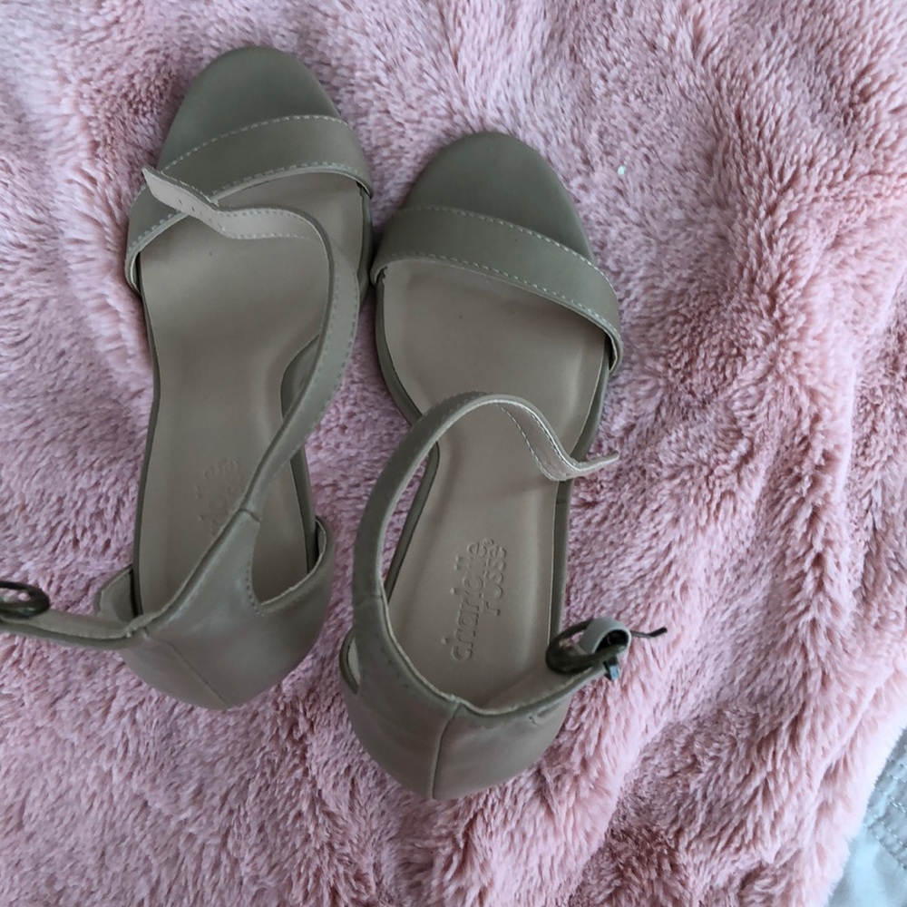NWOT Charlotte Russe 4 in nude heel size 6